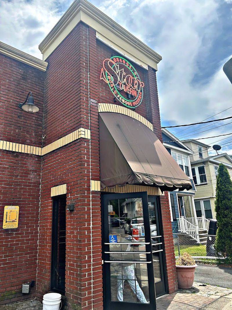 Star Tavern