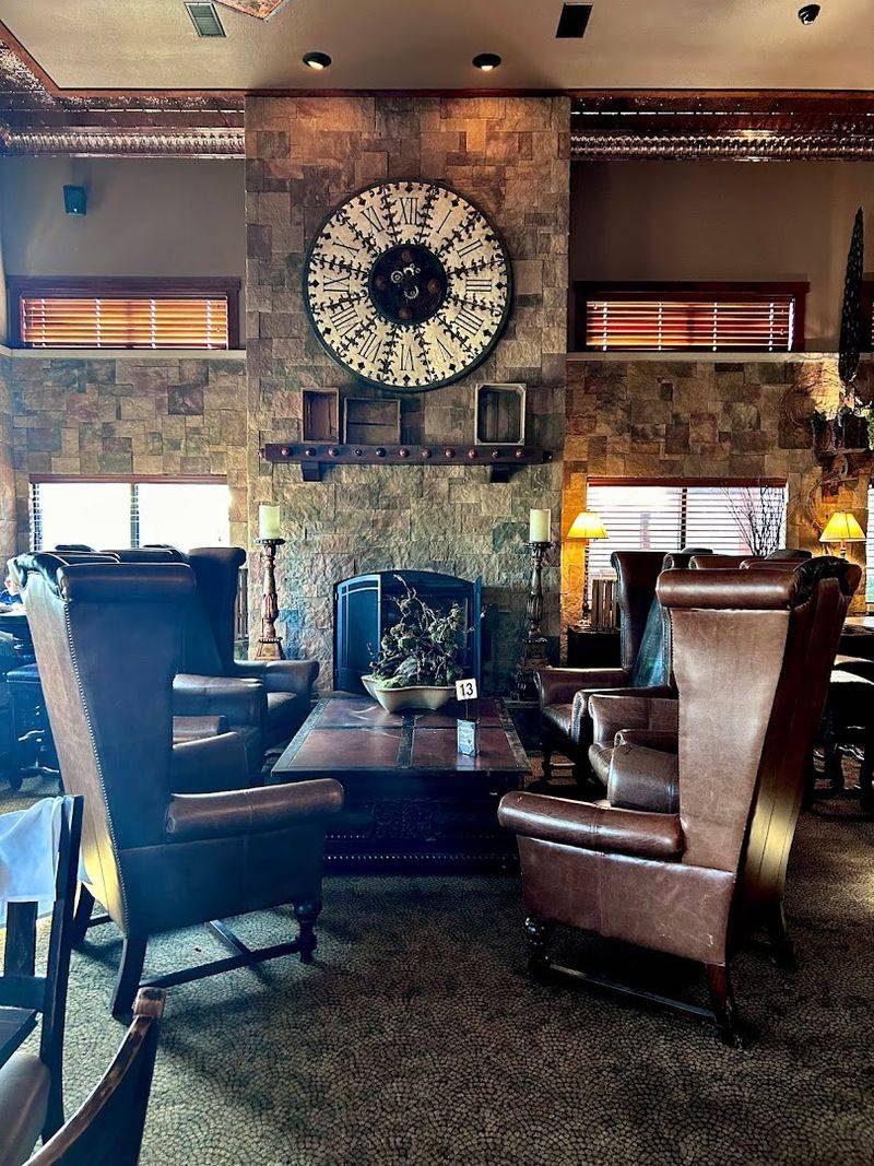 Tasting Room at Walker's Bluff, Carterville