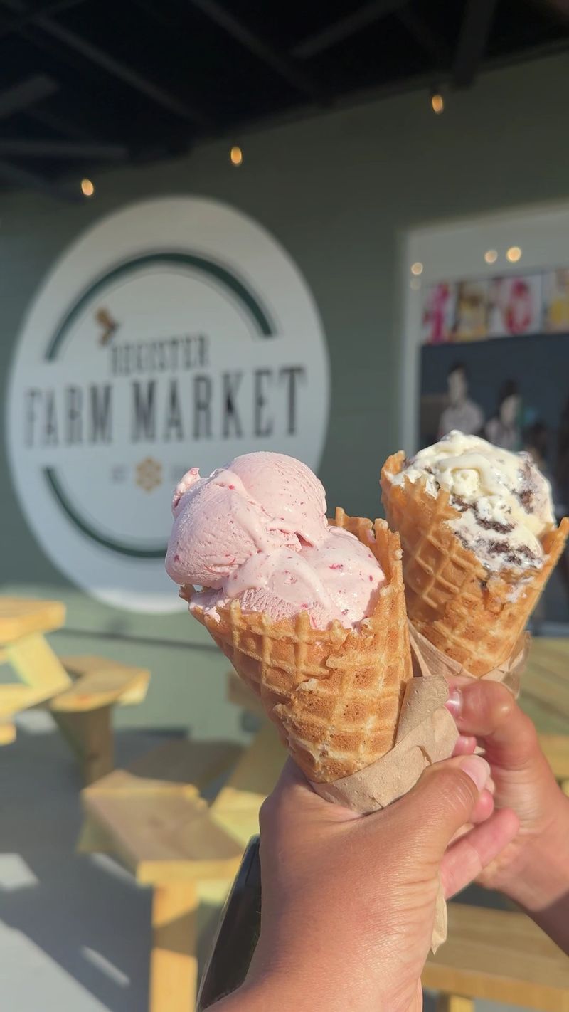 Register Farm Market – Freeport