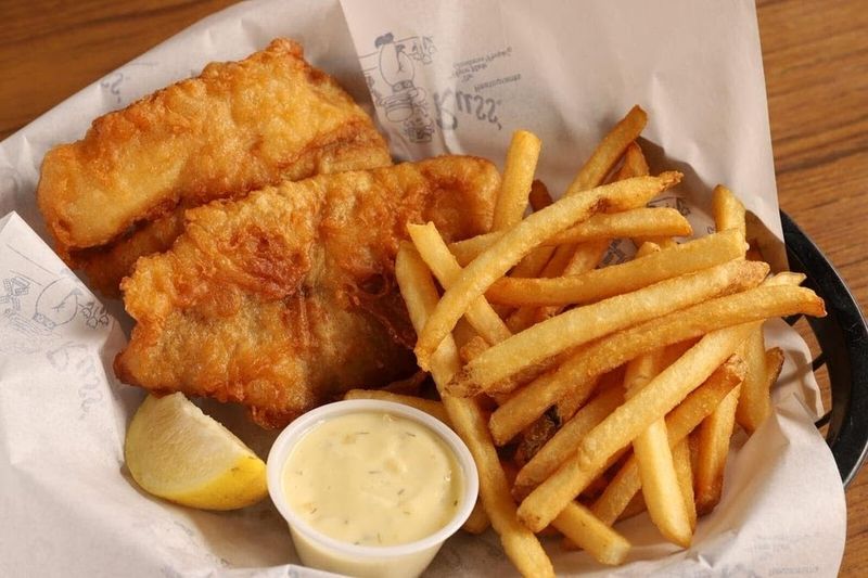 Russ’ Restaurant (Holland)