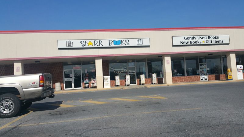 Starr Books, Douglassville