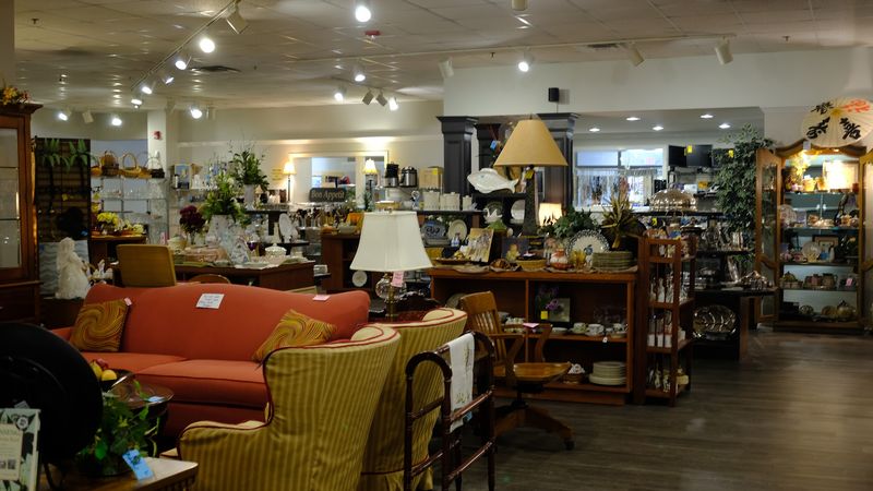 Stars Resale Shop