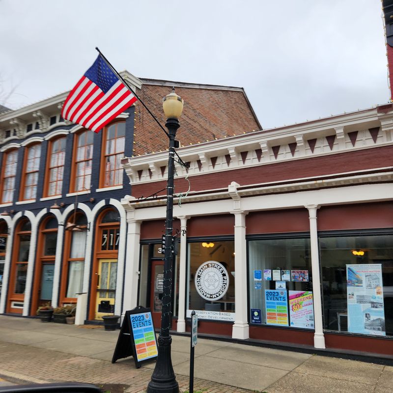 Read The Brickwork Between Jefferson And West Streets