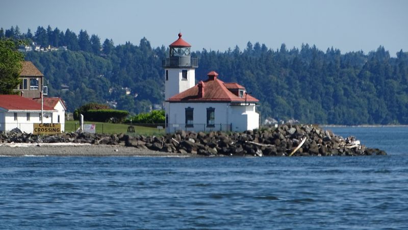 Start In Seattle With A Classic City Lighthouse