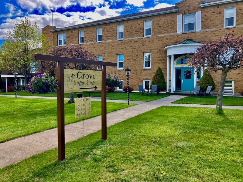 Coastal Serenity On The Garden Peninsula