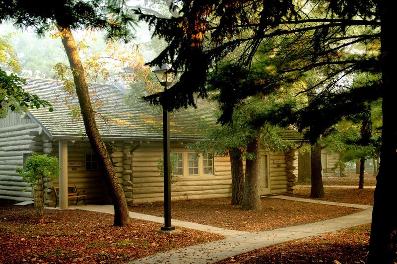 Starved Rock Cabins, Oglesby, IL