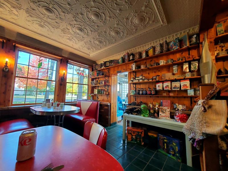 West Bay Diner, Grand Marais