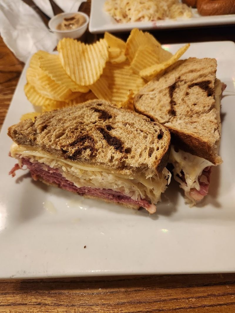 The Reuben That Keeps People Coming Back