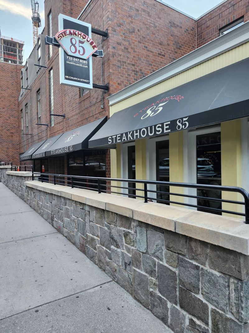 Steakhouse 85