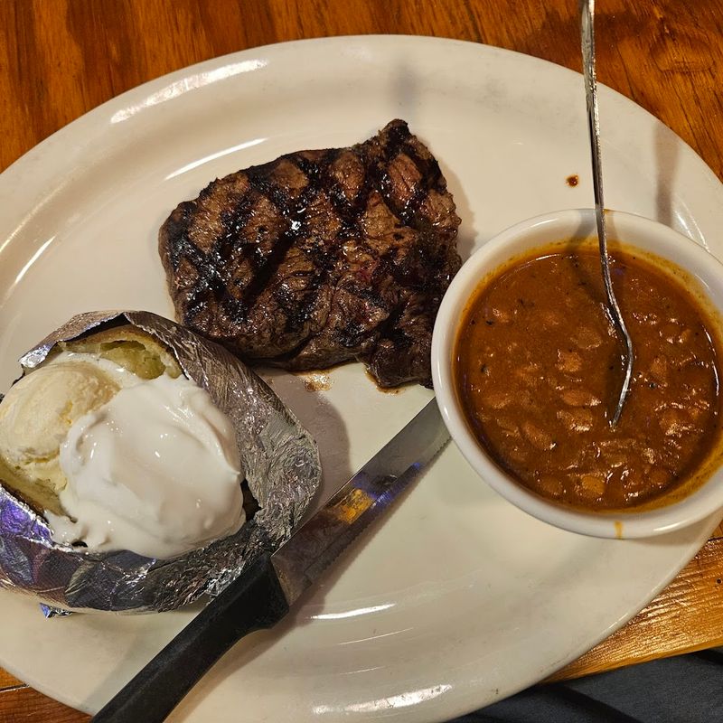 Steaks So Good They Deserve A Standing Ovation
