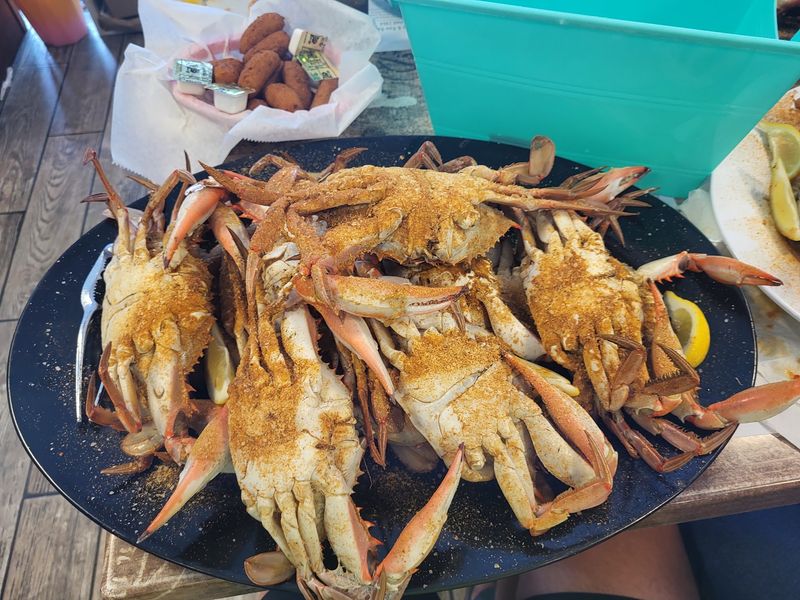 Steamed Blue Crabs, The Main Event