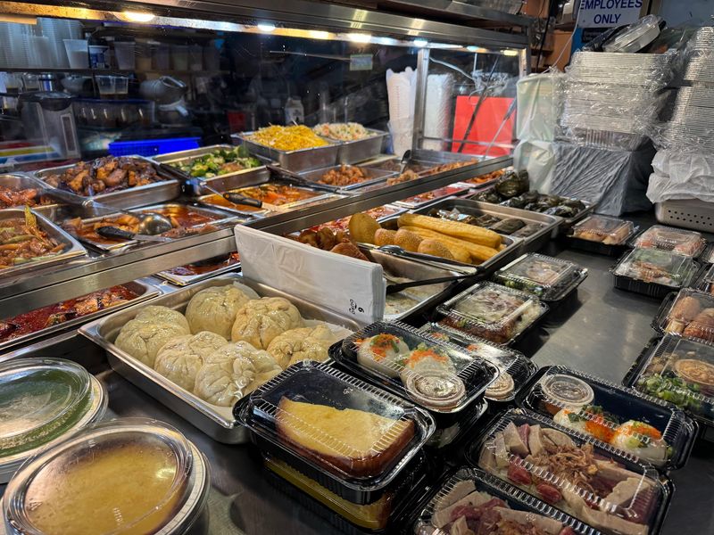 Steaming Hot Trays Worth Skipping The Sandwich For Steaming Hot Trays Worth Skipping The Sandwich For
