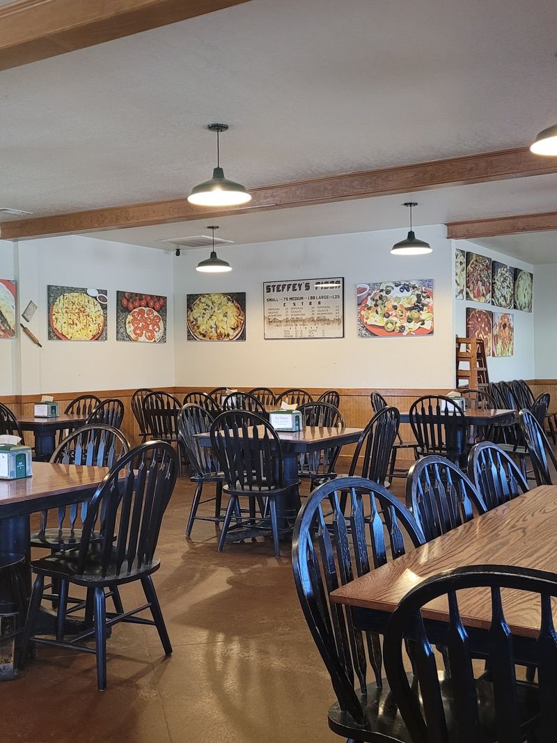 Steffey's Pizza, Lavaca