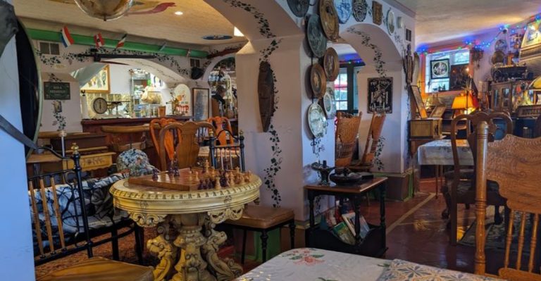 Step Inside This Pocono, Pennsylvania Restaurant For Homemade Schnitzel, Apple Strudel, And A Room Filled With European Finds