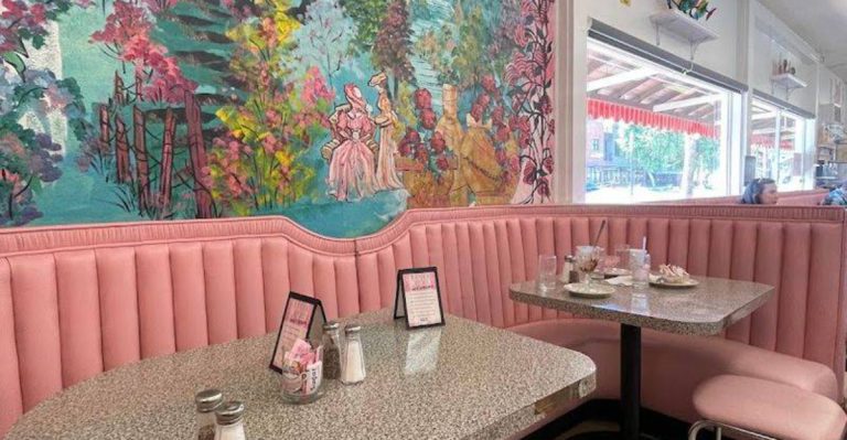 Step Into A Colorful 1950s-Era Ice Cream Parlor At This Iconic Pink Spot In Scottsdale, Arizona