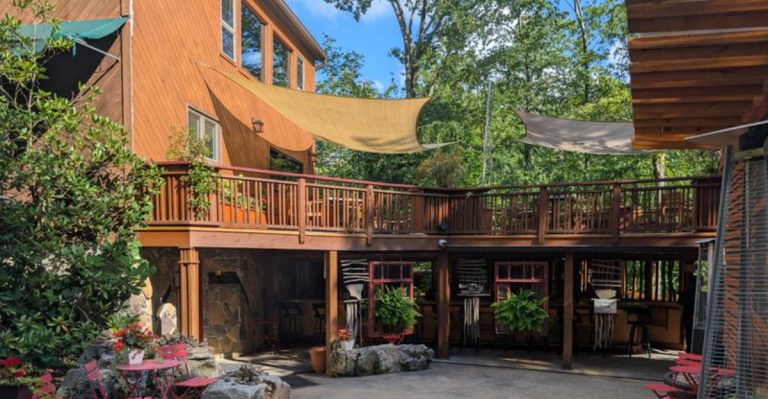 Step Into A Fairy Tale At This Secluded Forest Restaurant In Pennsylvania
