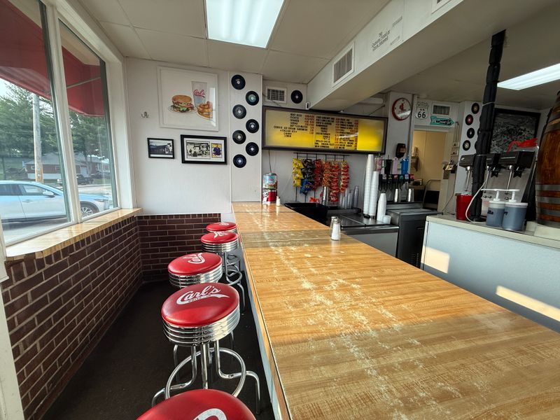 Inside Missouri’s Most Beloved Old-School Burger Joint