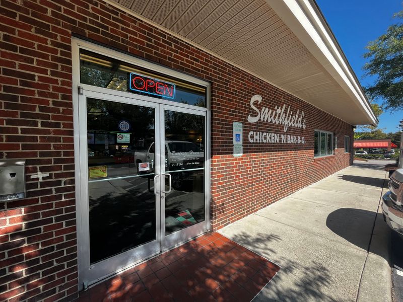 Smithfield’s Chicken ‘N Bar-B-Q