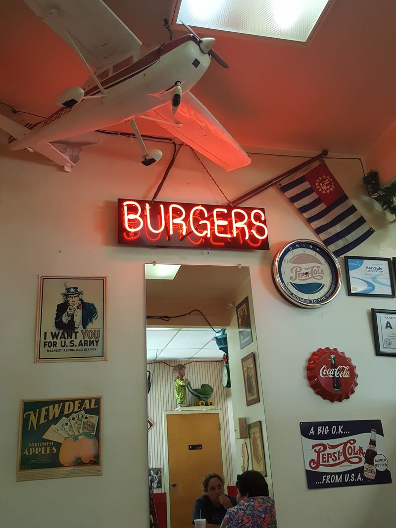 Stepping Back Into Timeless Diner Charm Stepping Back Into Timeless Diner Charm