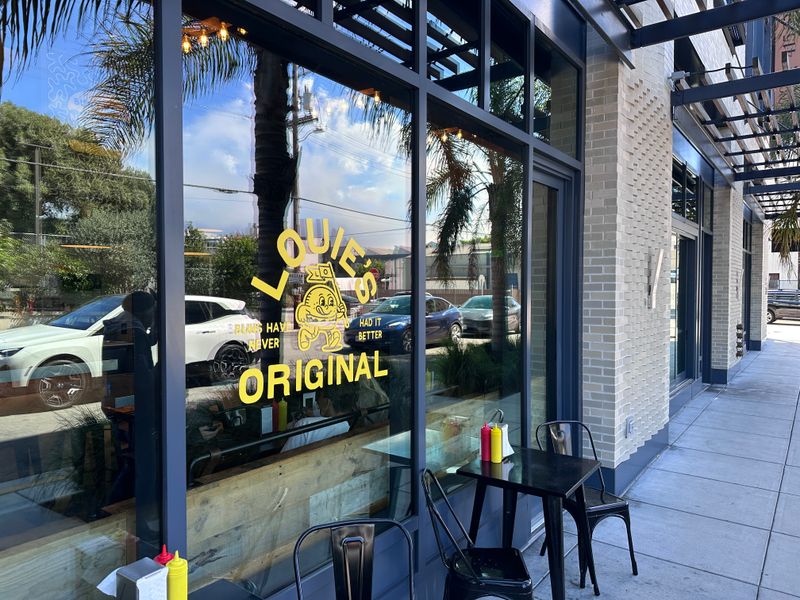 Louis’ Diner (classic greasy spoon)