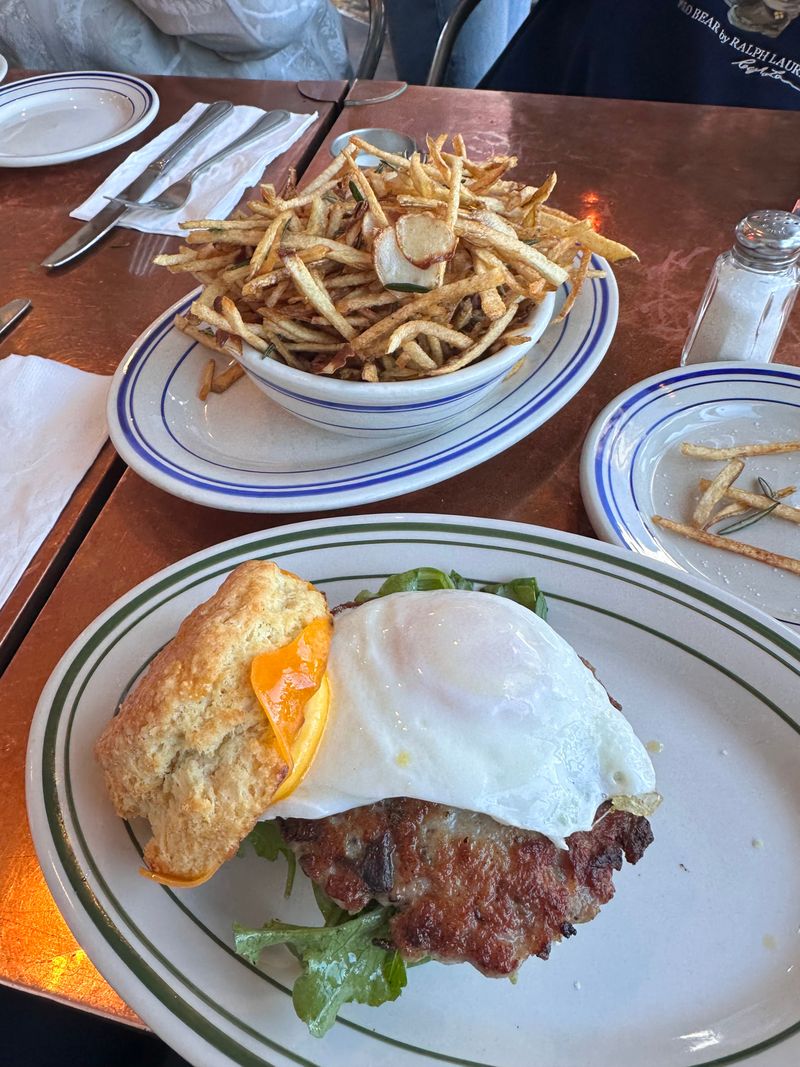 The Corner, Montclair