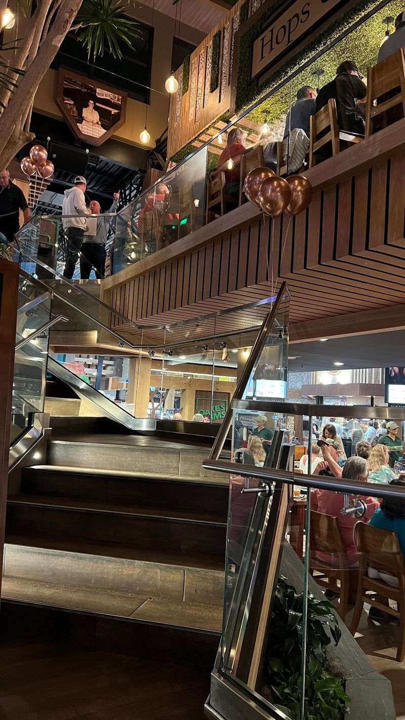 Stick Around After Dark For Live Music Stick Around After Dark For Live Music