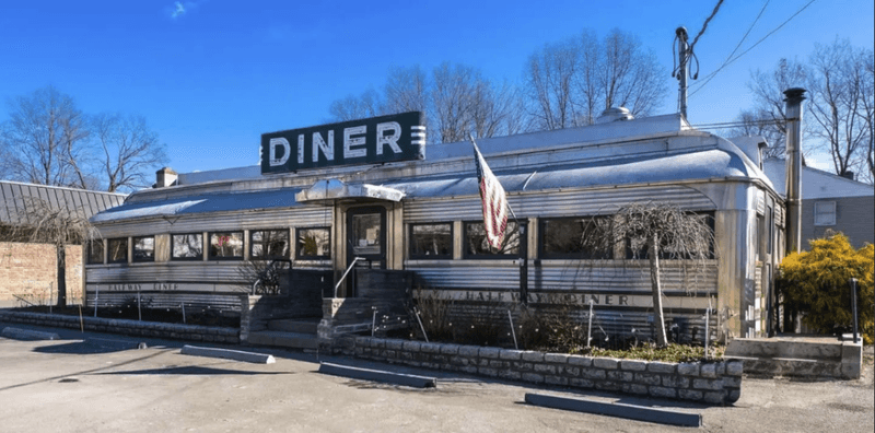 Village Diner - Red Hook's Chrome-Plated Classic