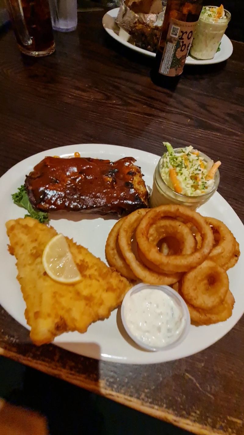 Boomerangs Original Ribs & Seafood, Solomons