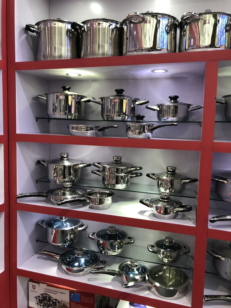 Store-Brand Shelves That Quietly Cut The Bill