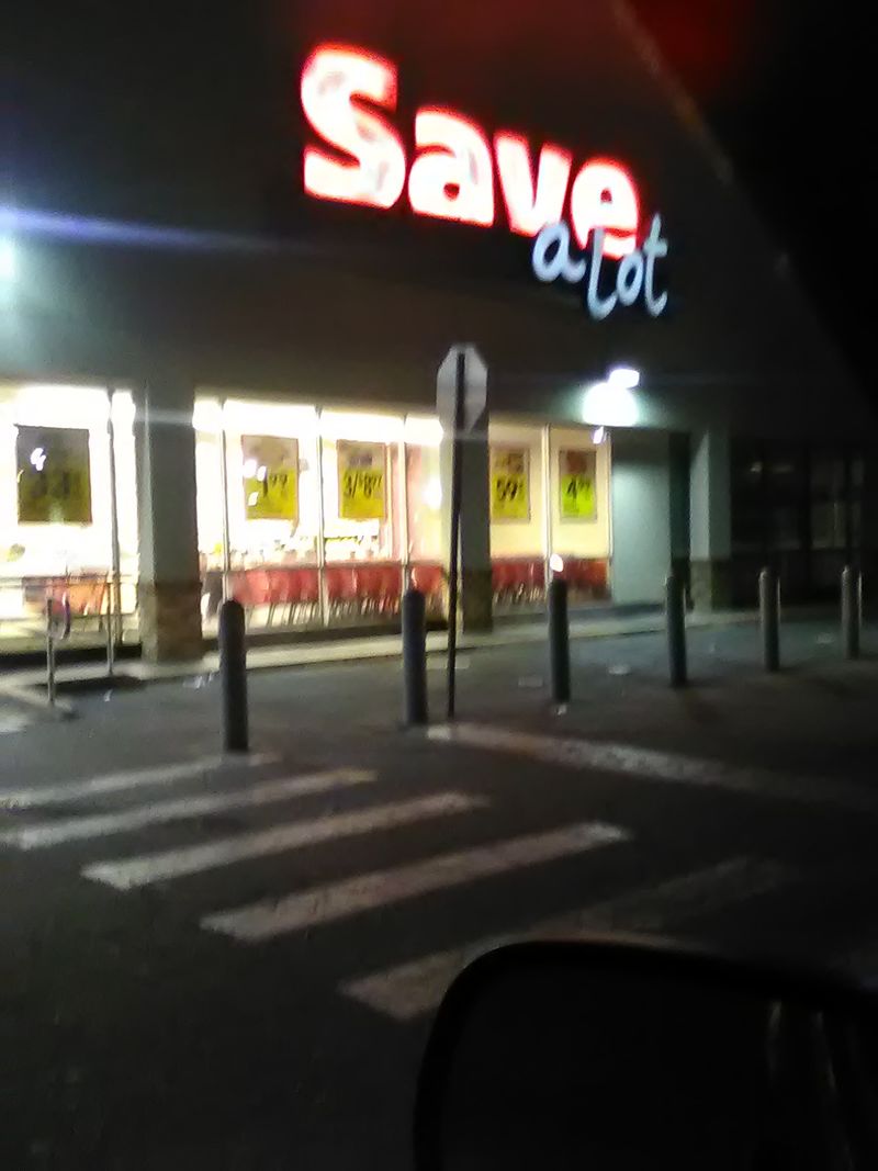Store Hours That Actually Work For Real Life Store Hours That Actually Work For Real Life