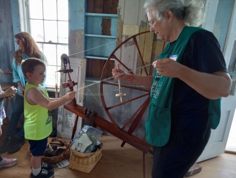 Stories Straight From Amish-Raised Guides Stories Straight From Amish-Raised Guides