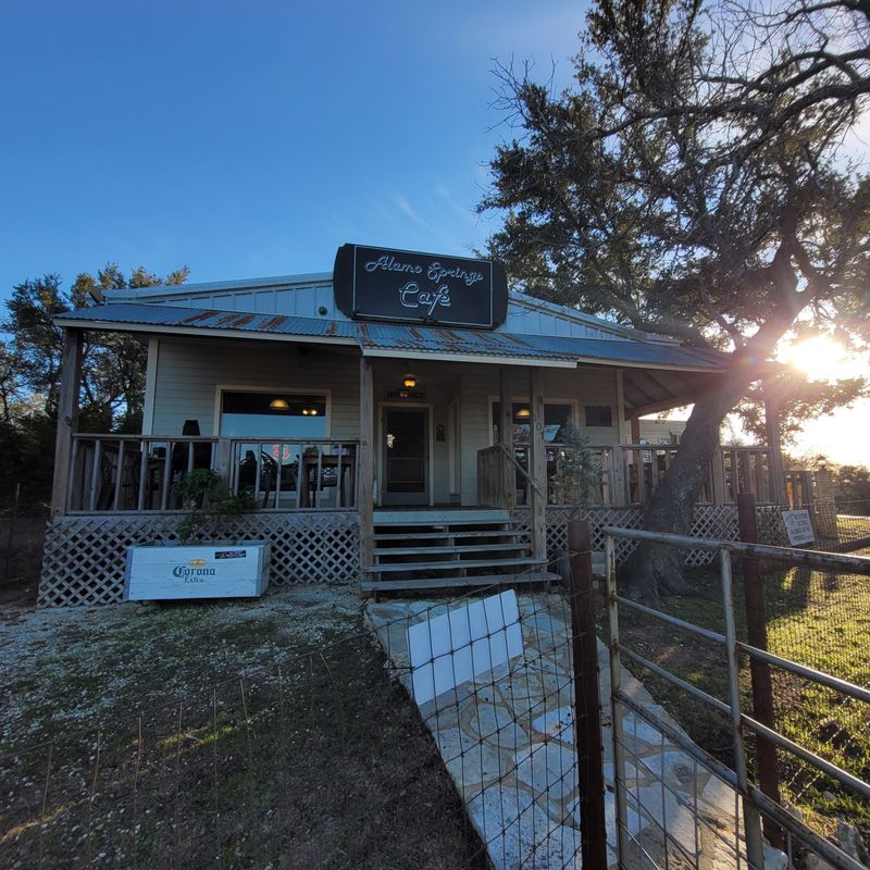 Alamo Springs Café