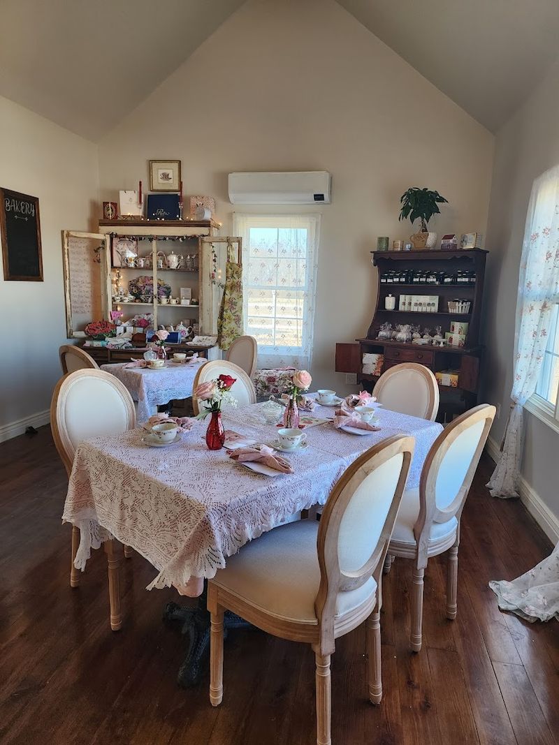 Hidden Garden Escape