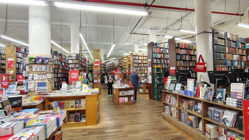 Strand Bookstore Strand Bookstore