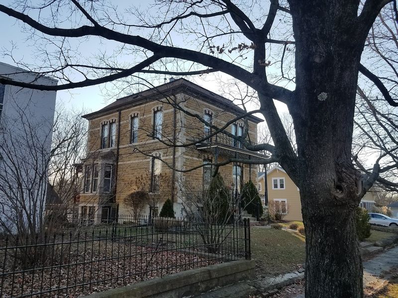 Charleston's Old Residential Neighborhoods