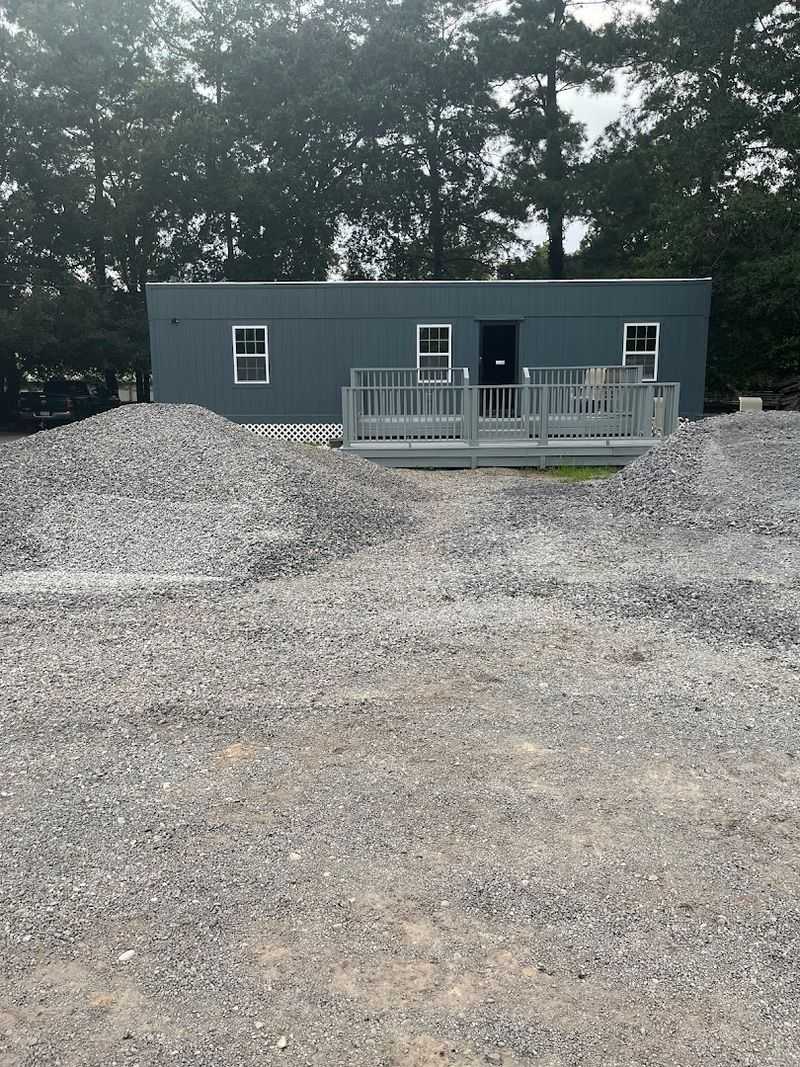 Lowcountry Setting Provides Natural Beauty