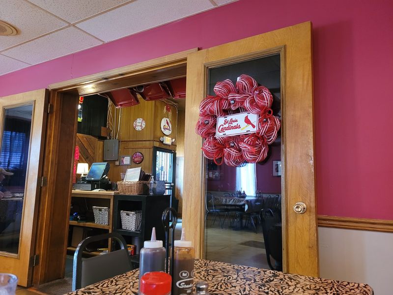 Strawberry's BBQ