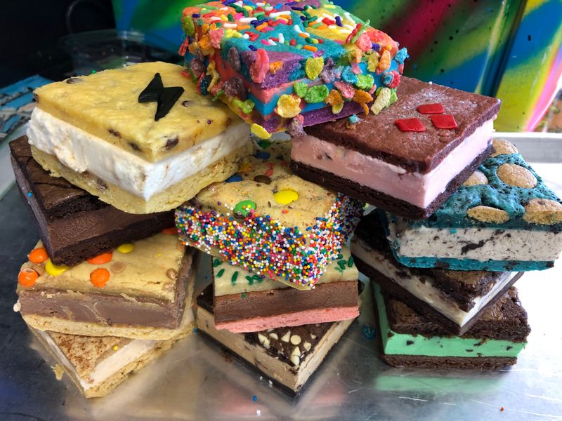 Underground Cookie Club, Kentwood