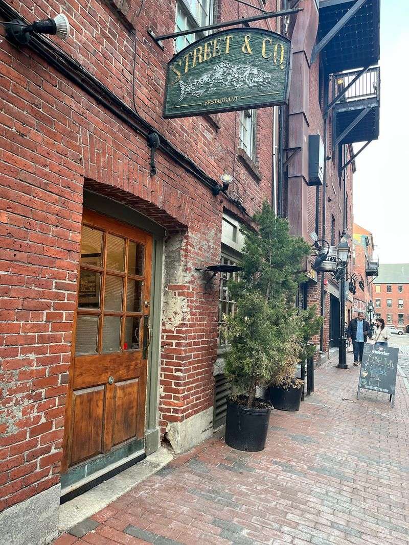 Street & Co, Portland
