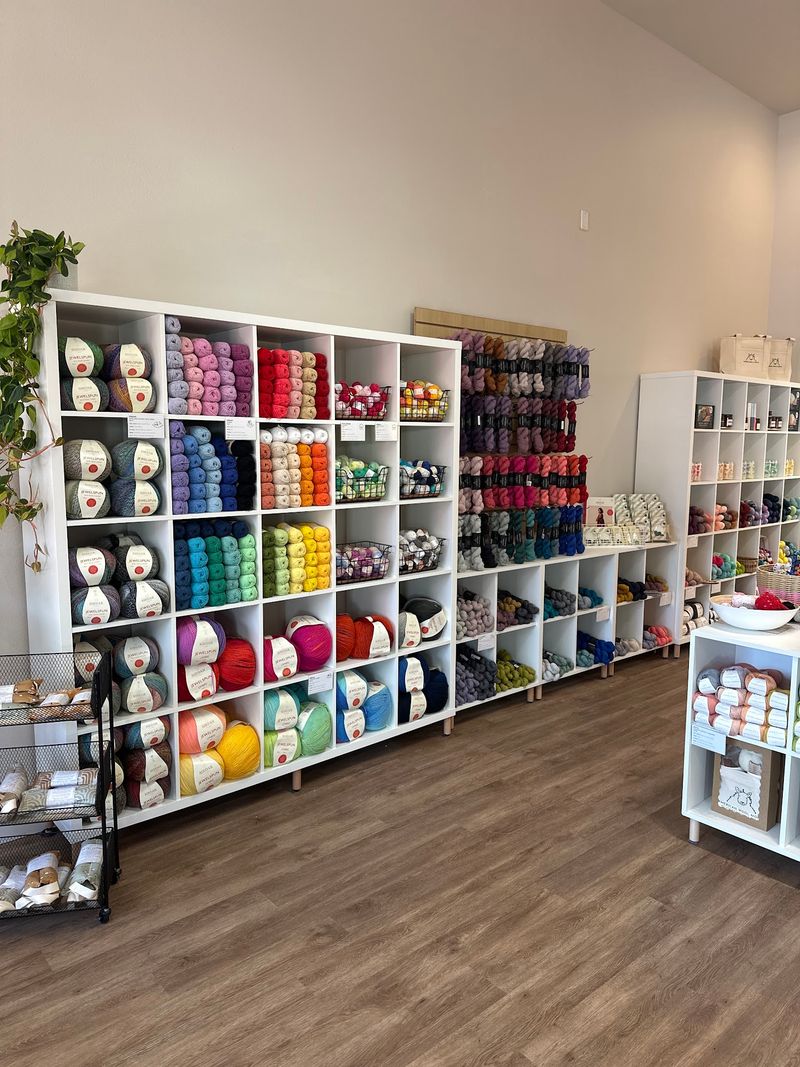 Strikke Yarn & Supply Strikke Yarn & Supply