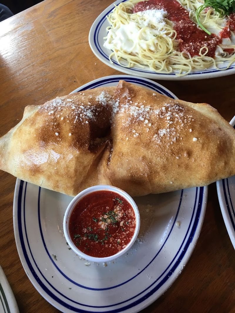 Stromboli And Calzone Worth Writing Home About