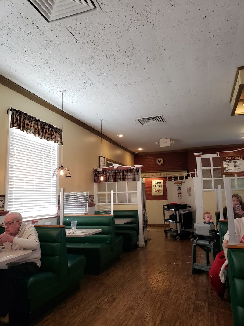 Studebaker's Country Restaurant On 41, Springfield