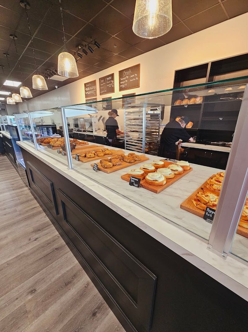 The Rolling Pin Artisan Bakery and Cafe, Wapakoneta