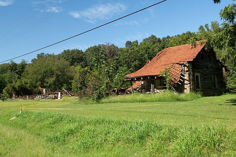 Seasonal Changes Revealing Silent Ruins