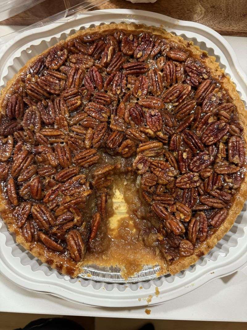 Frozen pecan pie