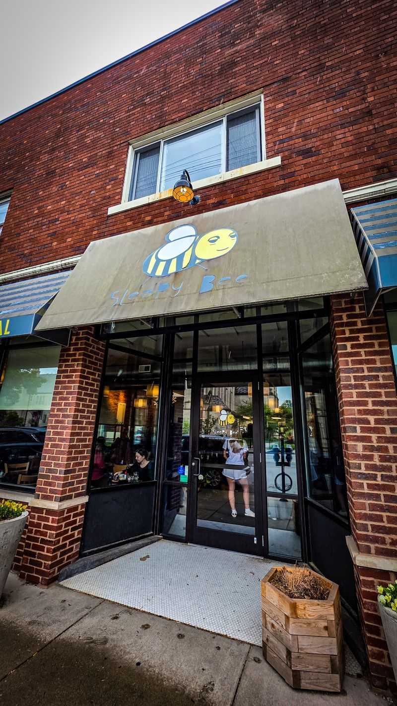 Sleepy Bee Cafe, Oakley (Cincinnati)