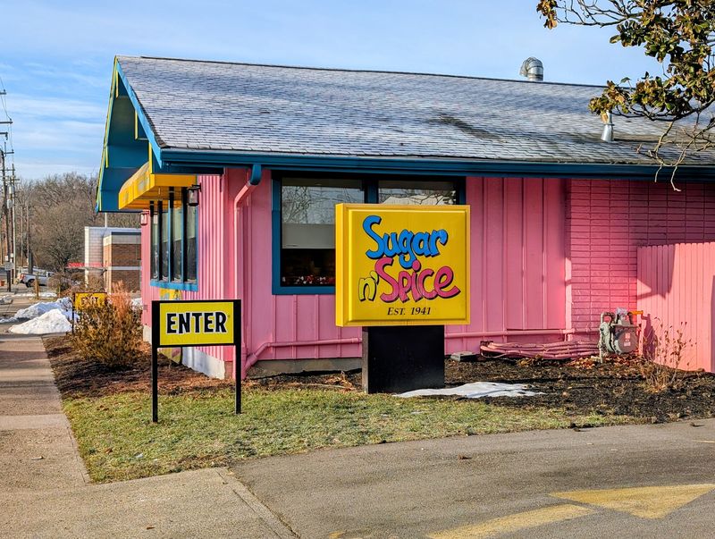 Sugar n' Spice Restaurant, Cincinnati Sugar n' Spice Restaurant, Cincinnati