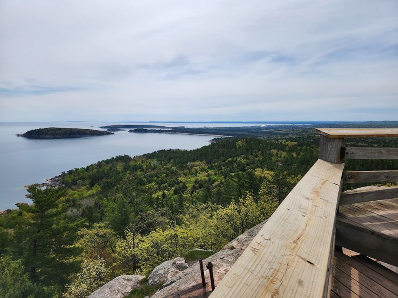 Sugarloaf Mountain Via Wetmore Landing Trail, Marquette