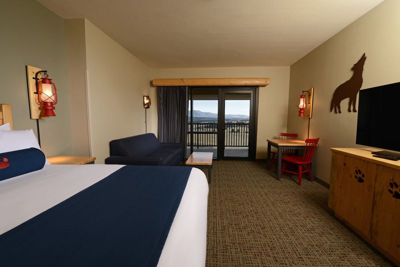 Suites That Actually Fit A Family Without A Referee