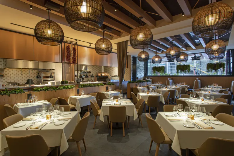 Dean's Italian Steakhouse - Charlotte's Pasta-Meets-Beef Paradise